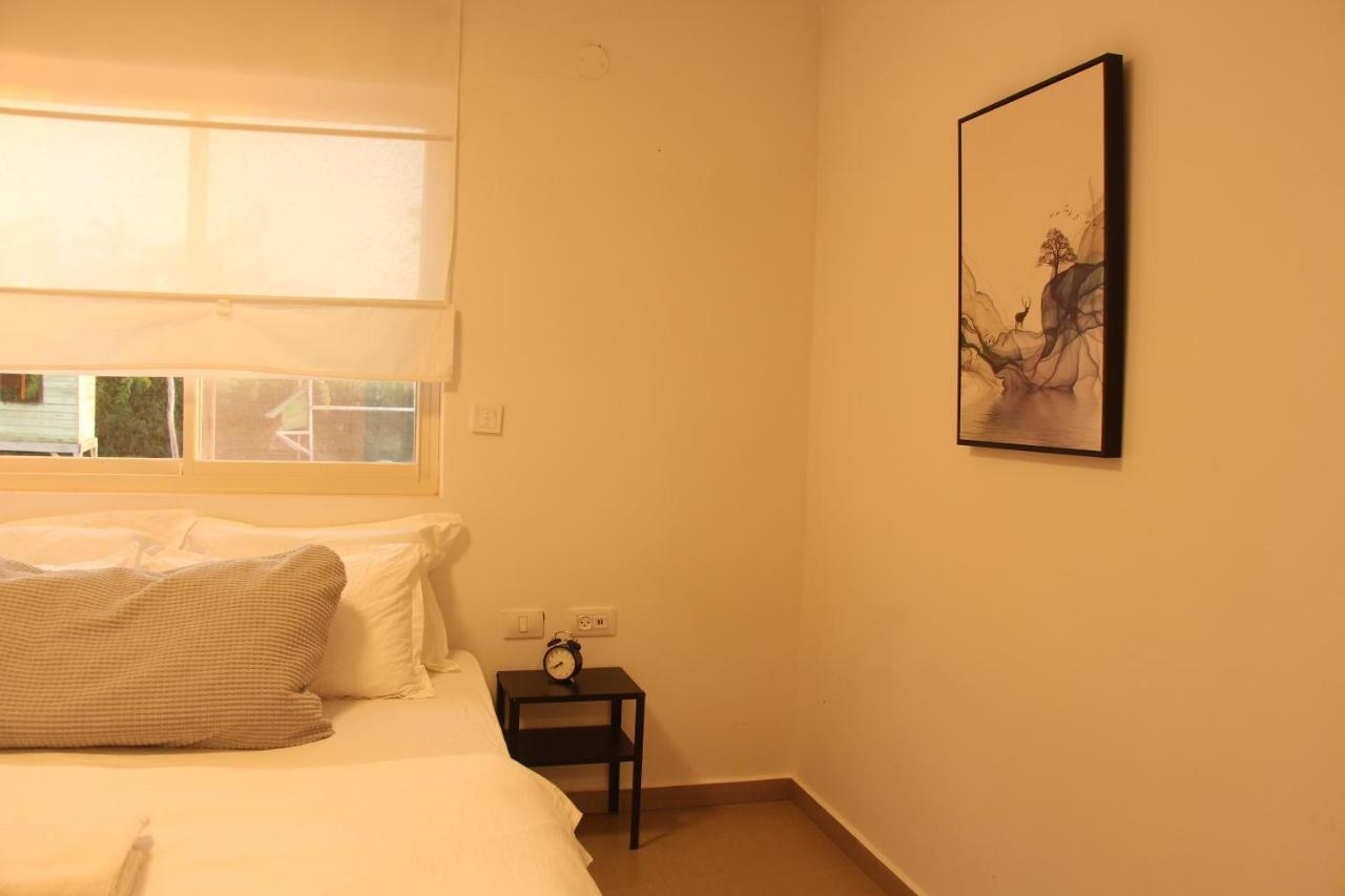 מול השקיעה Apartment